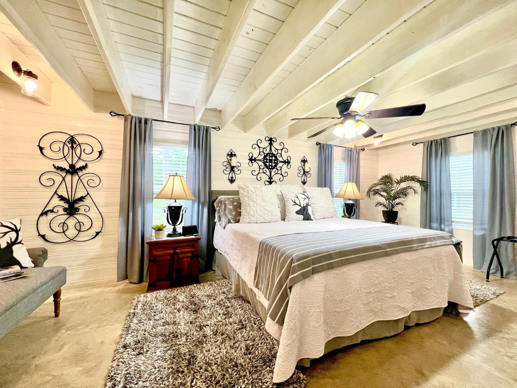 A Tranquil Retreat Loaded With Ambiance! Sleeps 10 Villa Platt Exterior photo